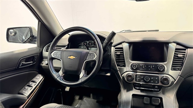 Vehicle image 16 of 29
