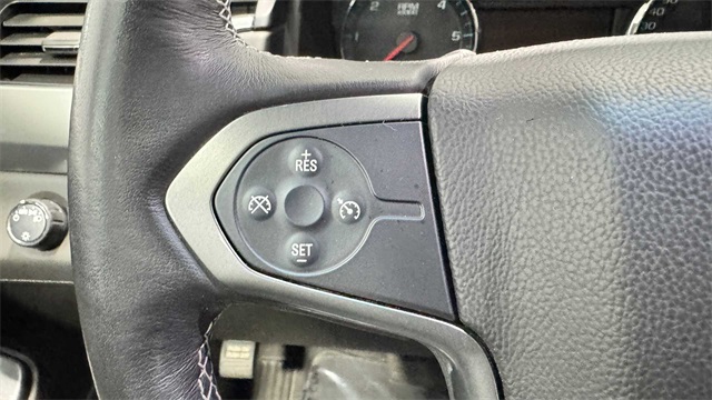 Vehicle image 25 of 29
