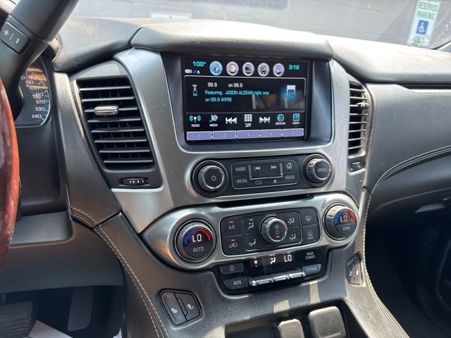 Vehicle image 4 of 5