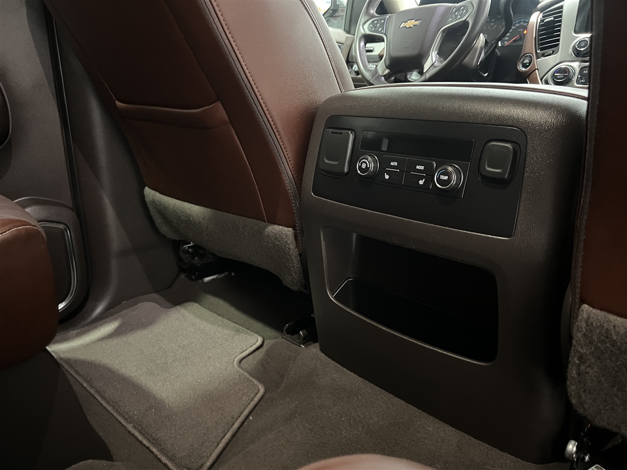 2019 Chevrolet Suburban Premier Image 26 of 28