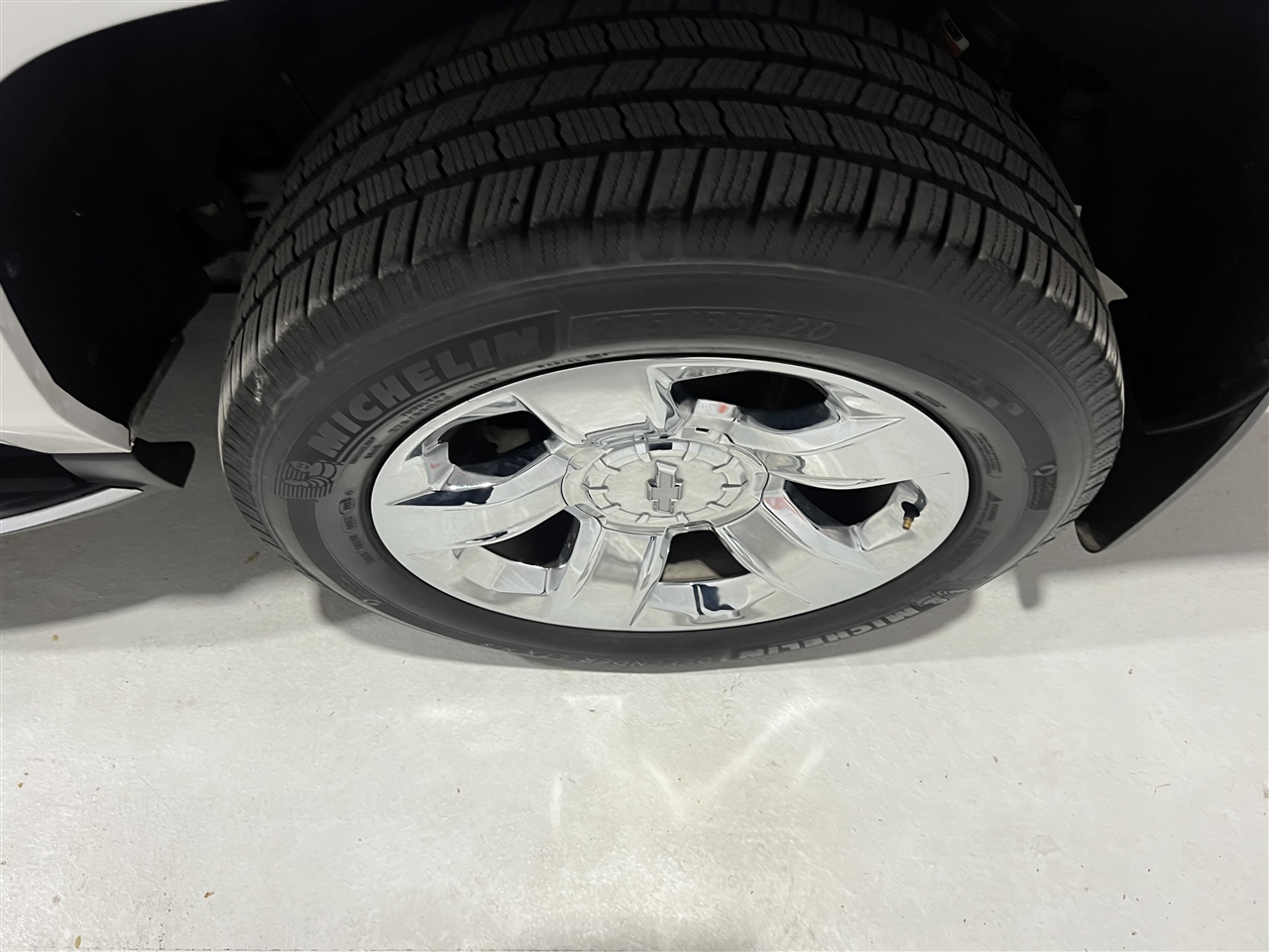 2019 Chevrolet Suburban Premier Image 10 of 28