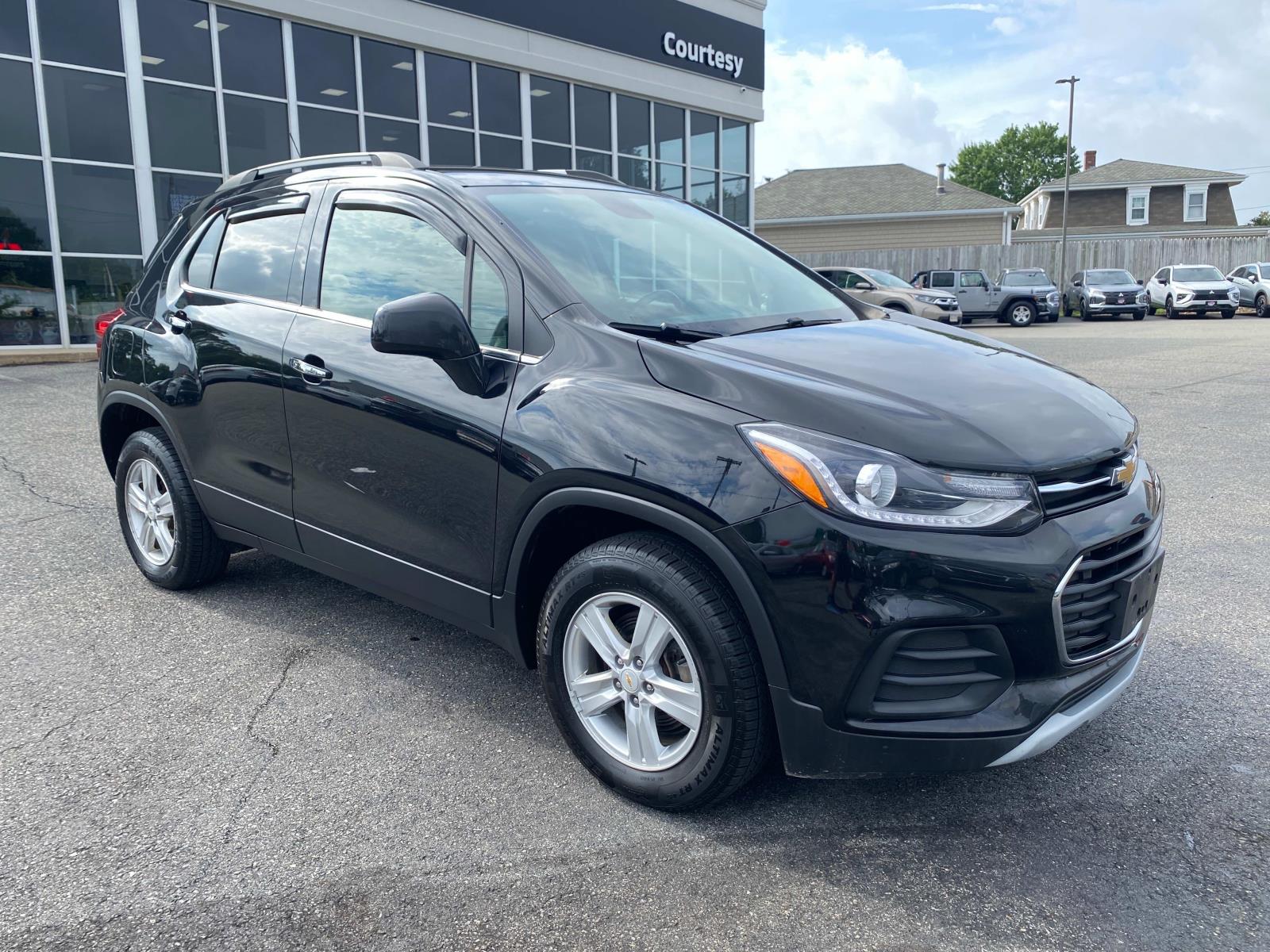 2019 Chevrolet Trax LT Image 3 of 24