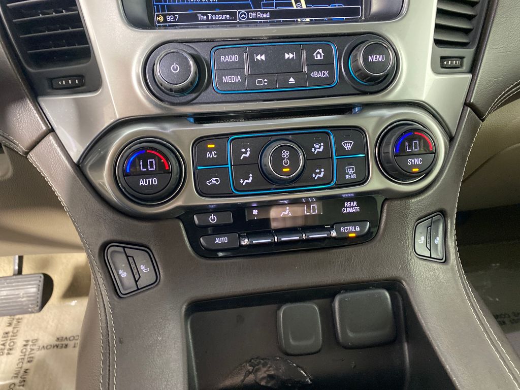 Vehicle image 19 of 39