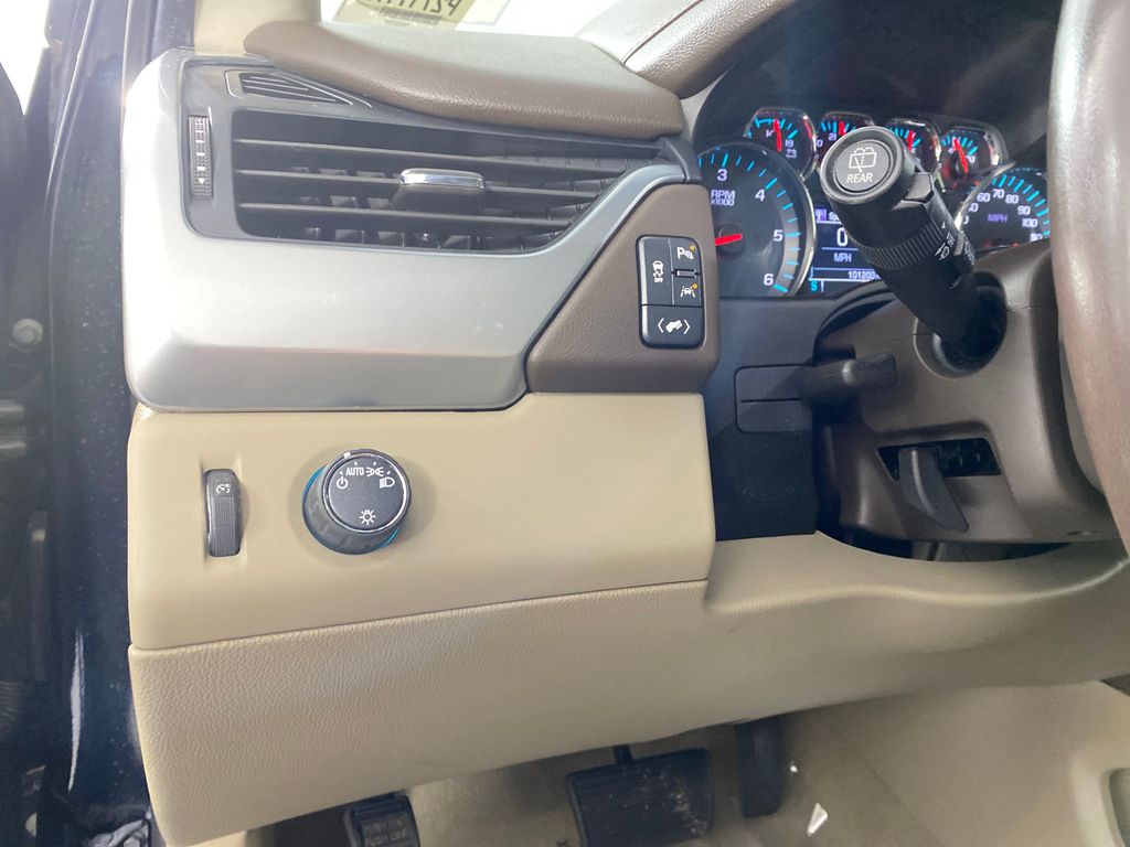 Vehicle image 31 of 39