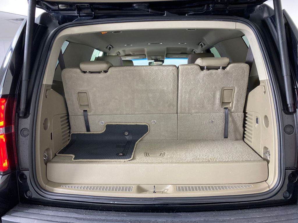 Vehicle image 7 of 39