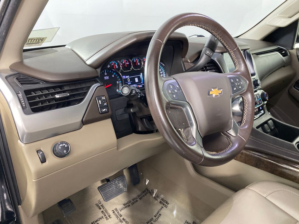 Vehicle image 13 of 39