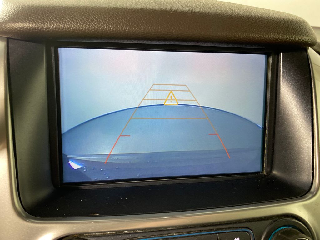Vehicle image 17 of 39