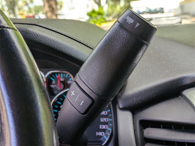 2019 Chevrolet Tahoe LT Image 27 of 32