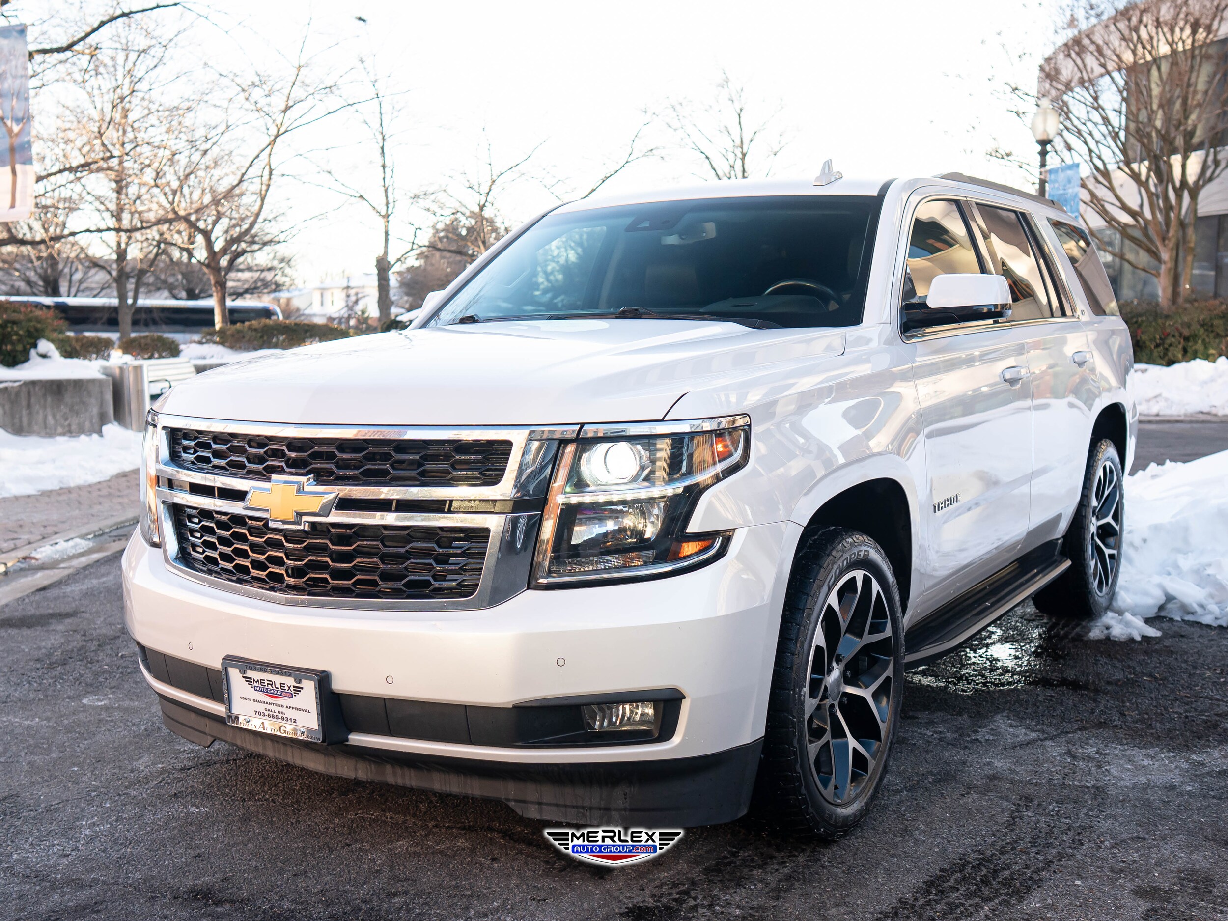 2019 Chevrolet Tahoe LT Image 1 of 52
