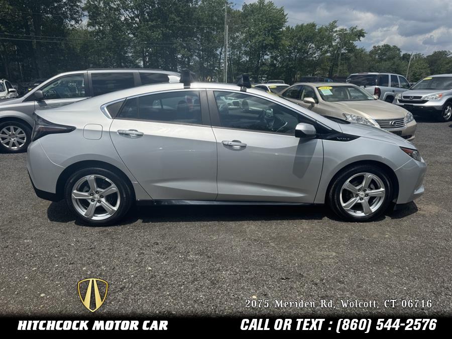 Vehicle image 10 of 46