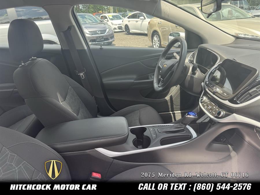 Vehicle image 31 of 46