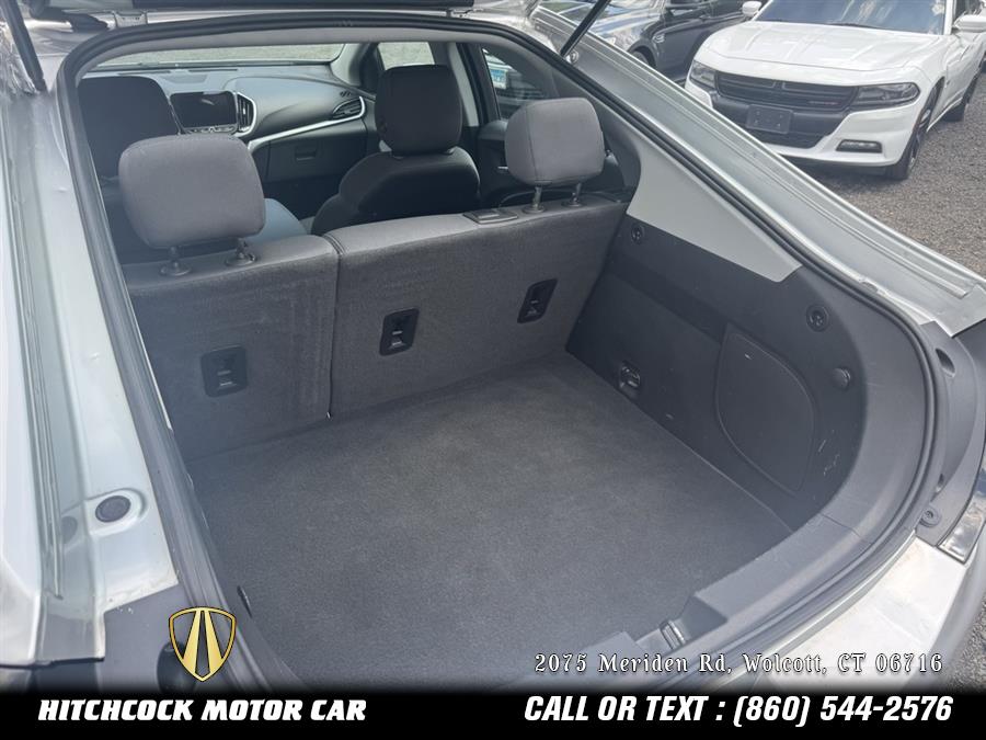 Vehicle image 43 of 46