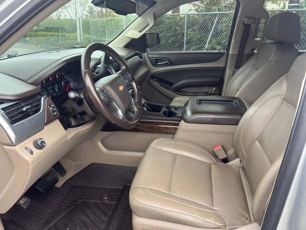 Vehicle image 44 of 54