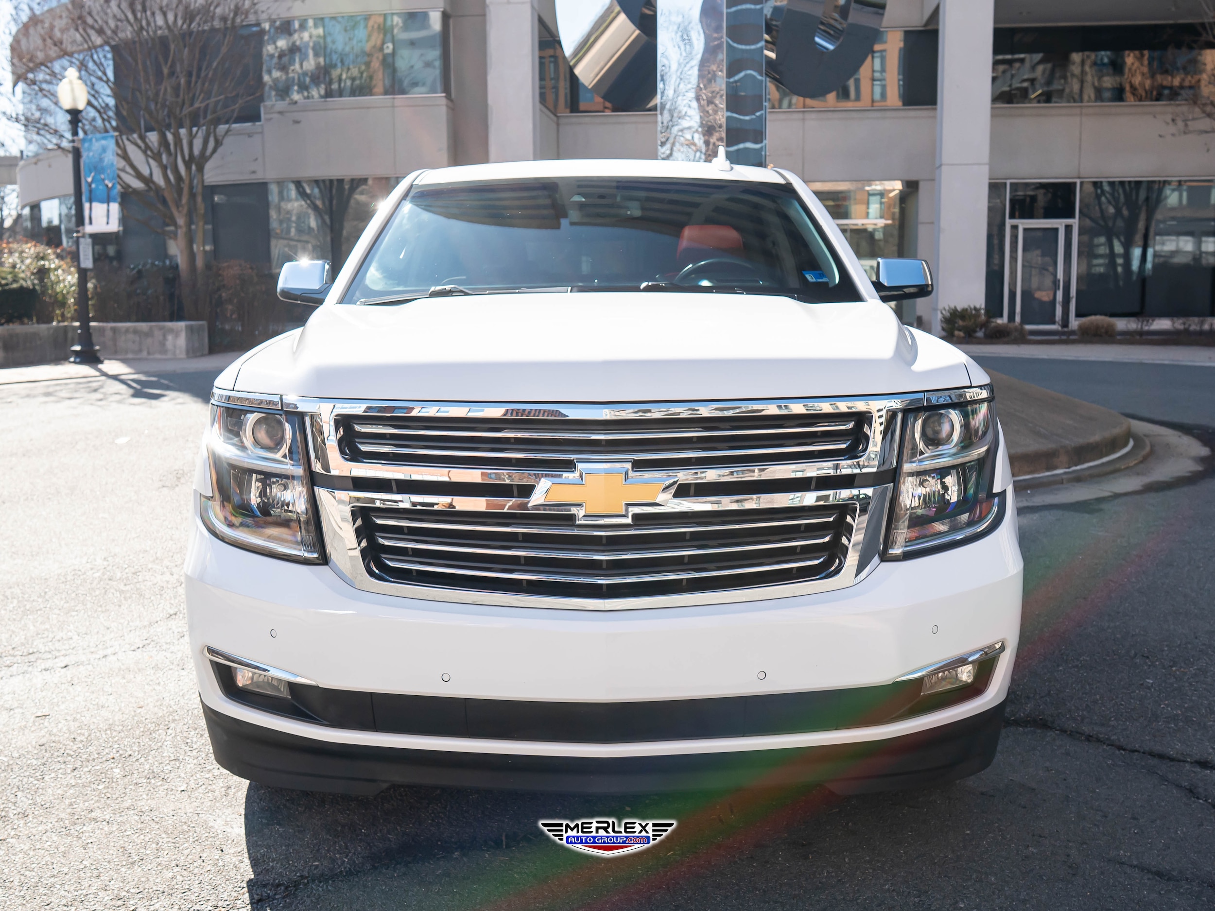 2019 Chevrolet Tahoe Premier Image 2 of 53
