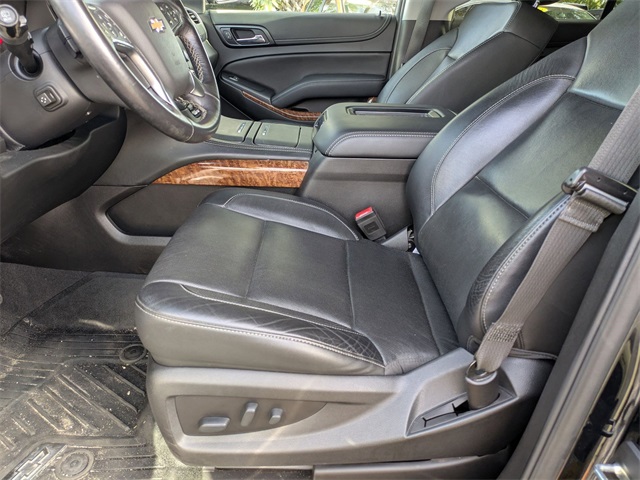2019 Chevrolet Tahoe Premier Image 14 of 32