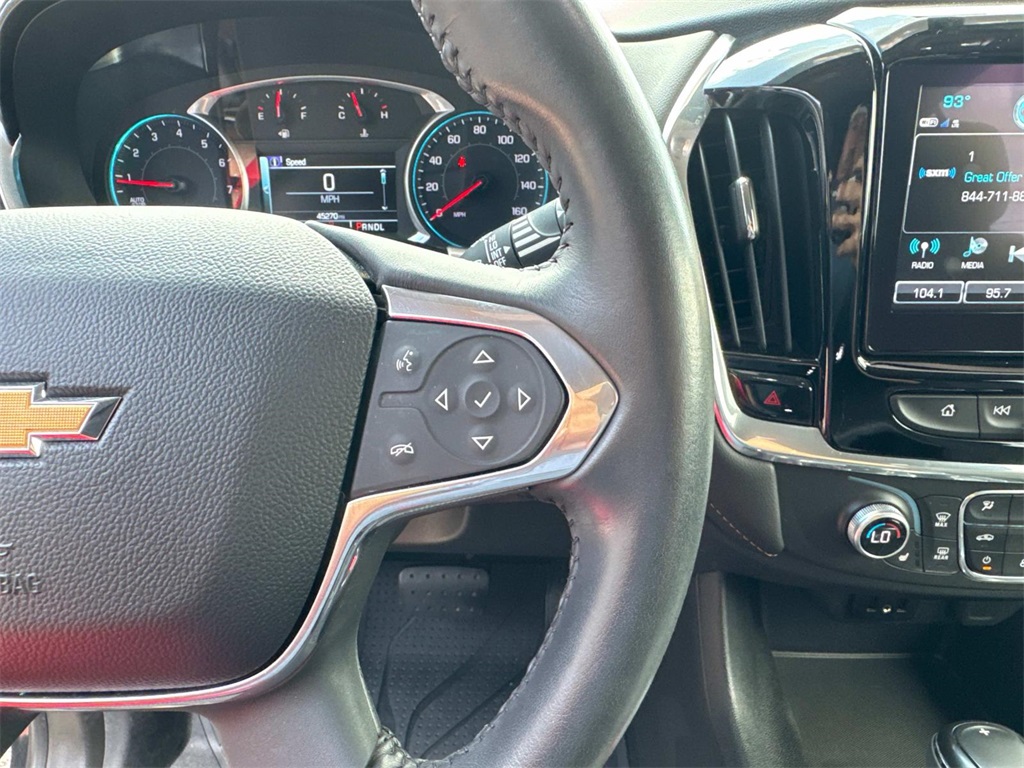 Vehicle image 23 of 27