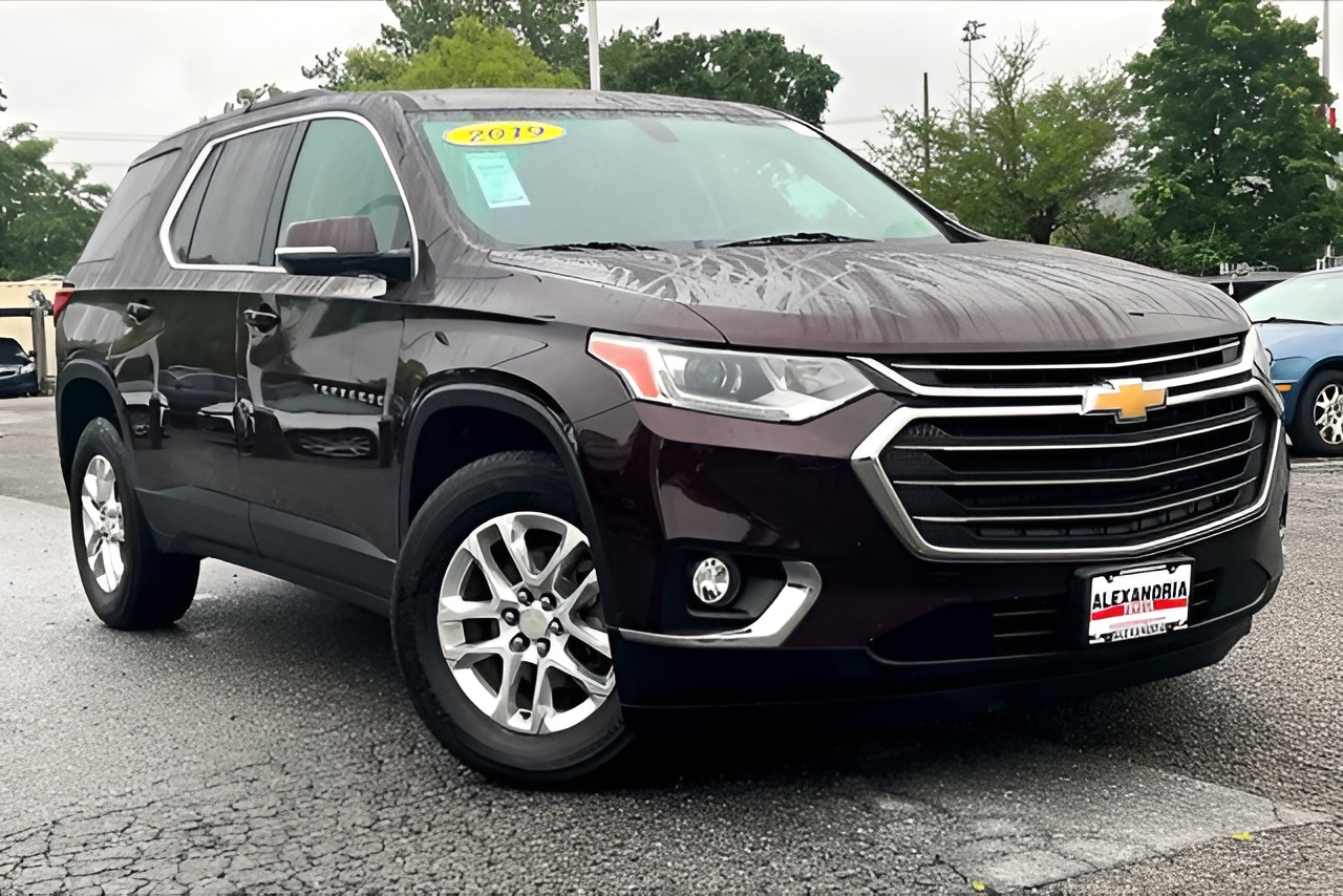 Vehicle image 34 of 37