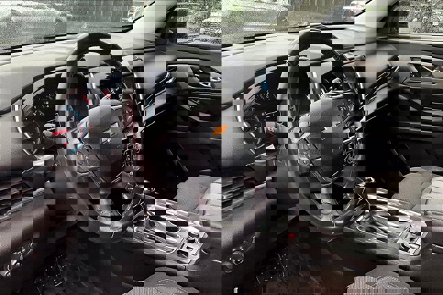 Vehicle image 14 of 37