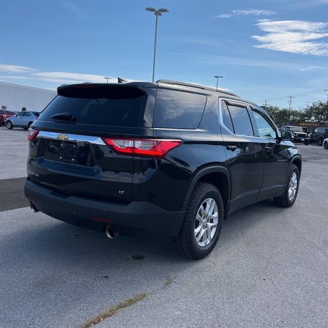 2019 Chevrolet Traverse LT Cloth Image 2 of 7
