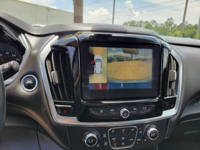 Vehicle image 22 of 38