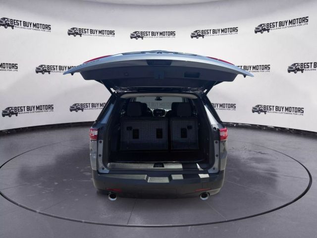 Vehicle image 7 of 40