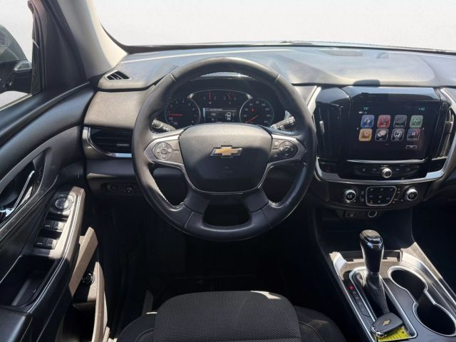 Vehicle image 13 of 40