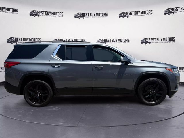 Vehicle image 4 of 40