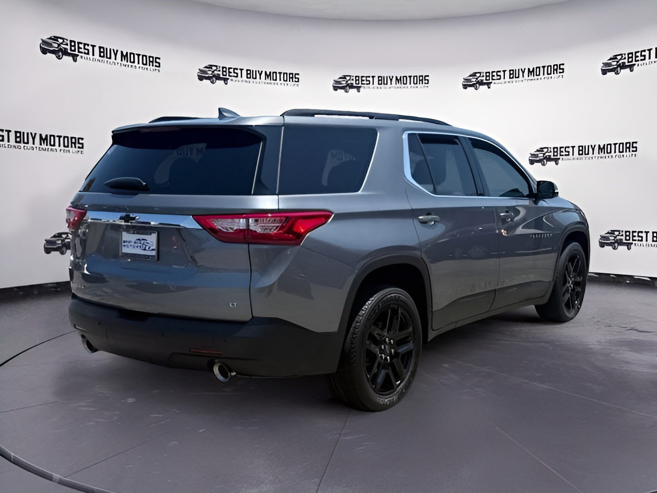 Vehicle image 36 of 40