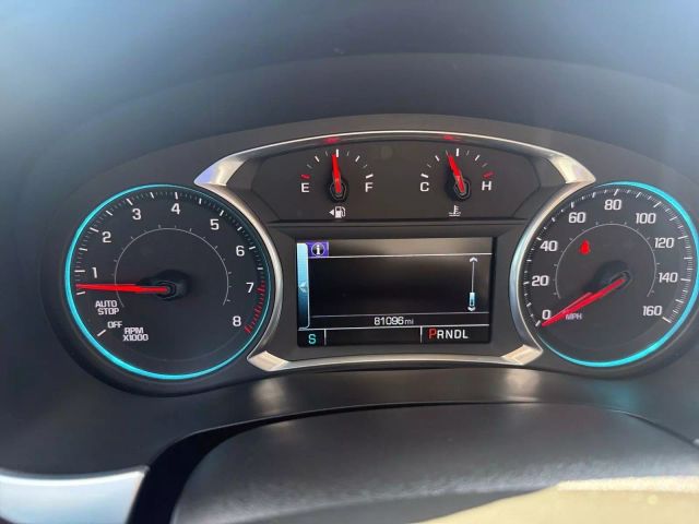 Vehicle image 16 of 40
