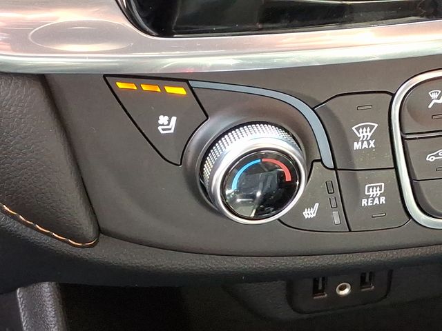 Vehicle image 29 of 34