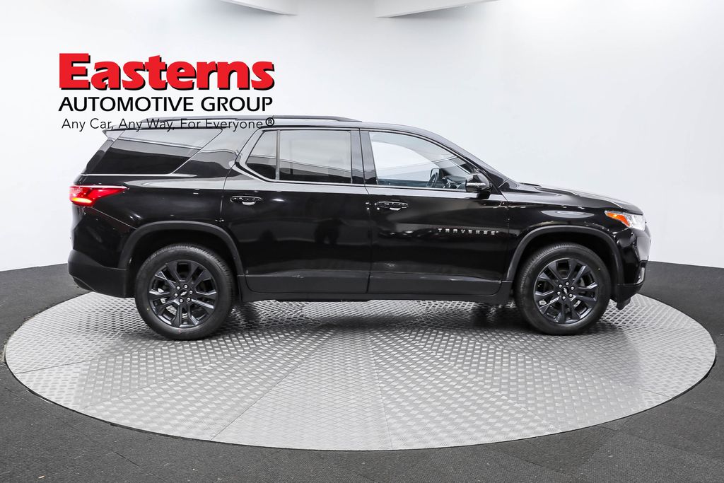 Vehicle image 16 of 100