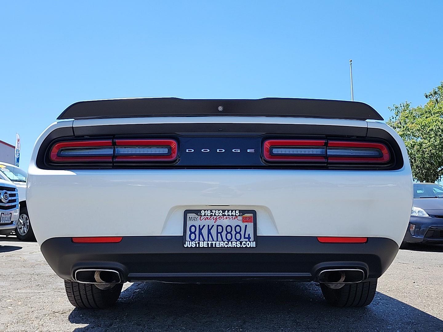 Vehicle image 5 of 56