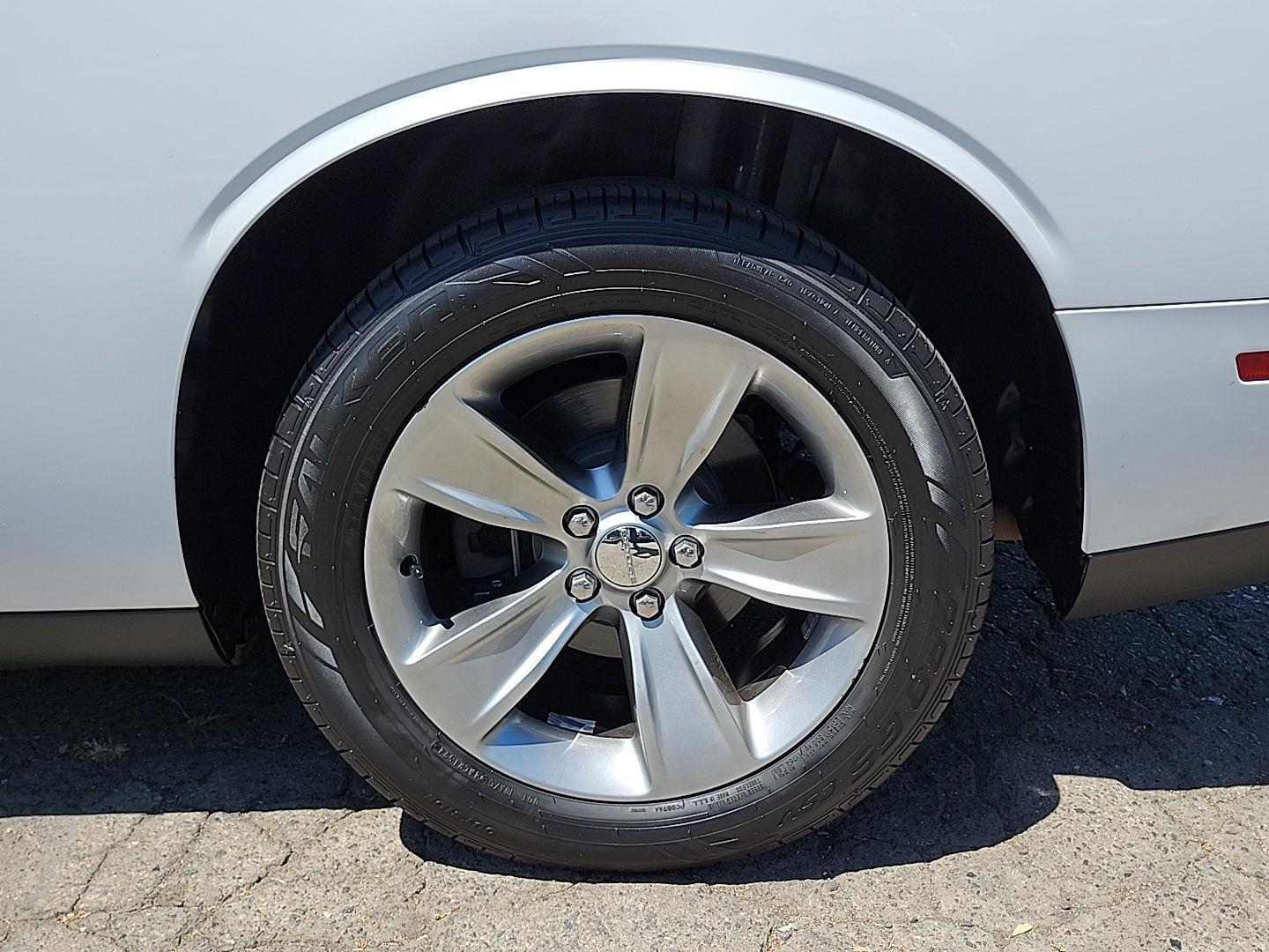 Vehicle image 53 of 56