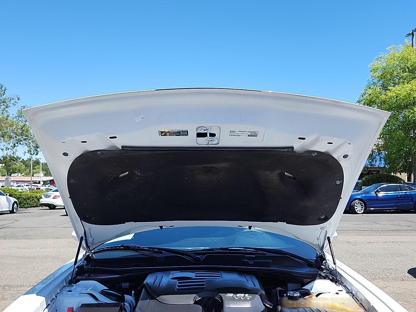 Vehicle image 7 of 56