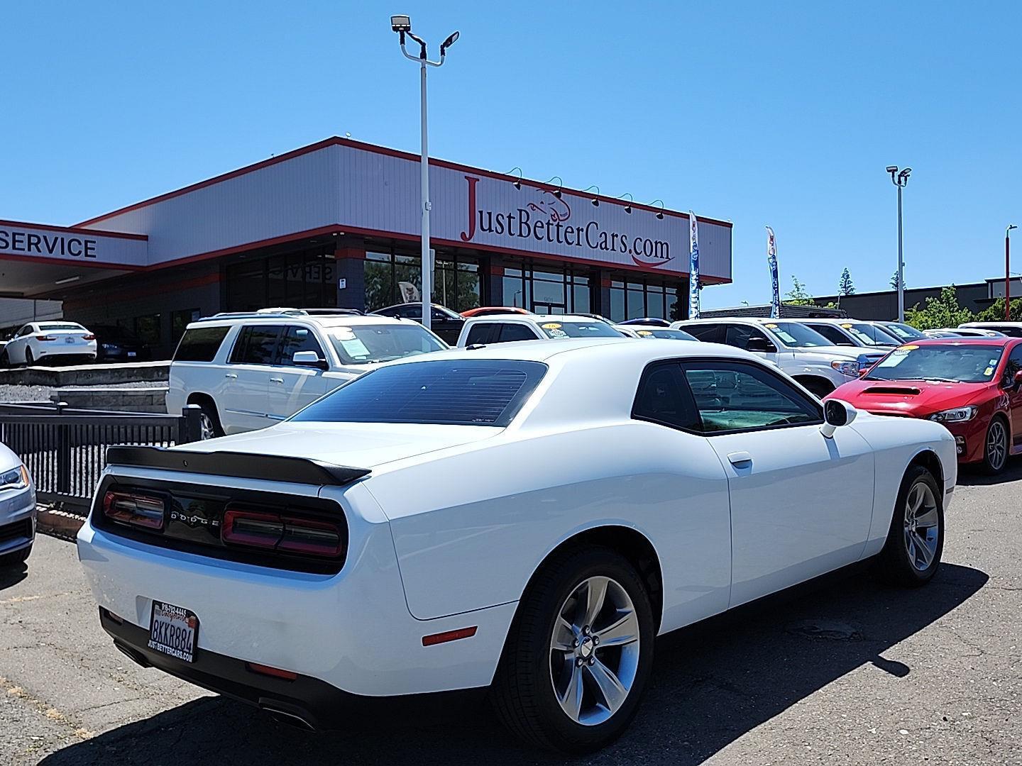 Vehicle image 4 of 56