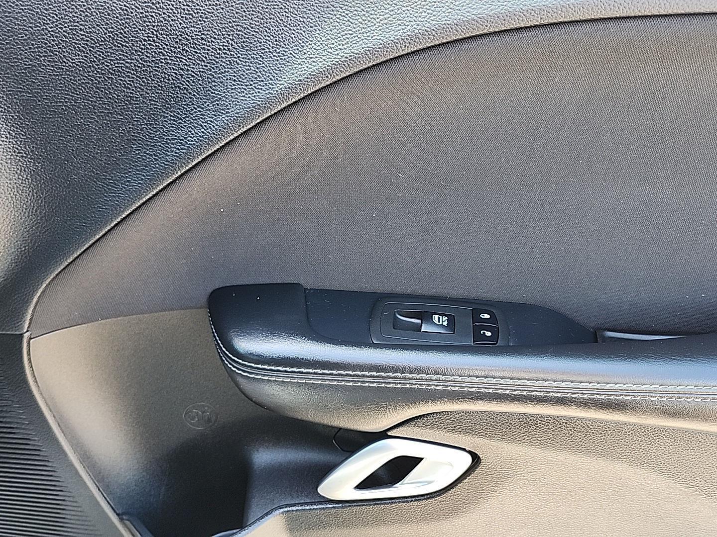 Vehicle image 39 of 56