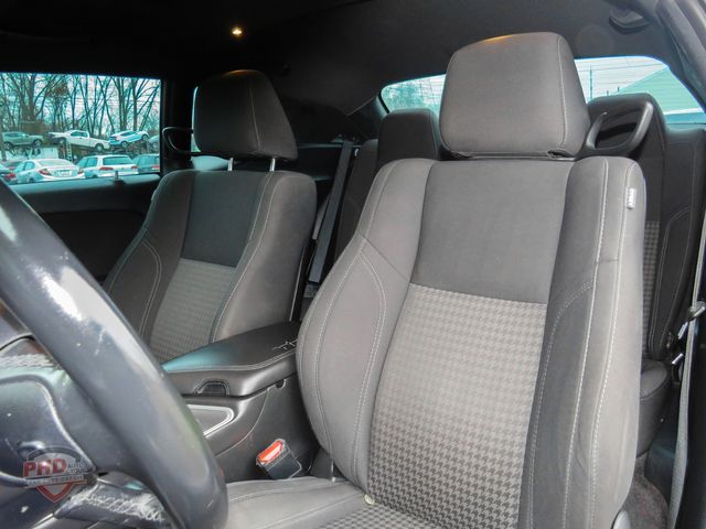 Vehicle image 8 of 22