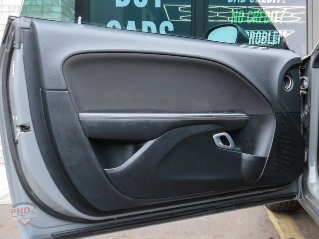 Vehicle image 13 of 22