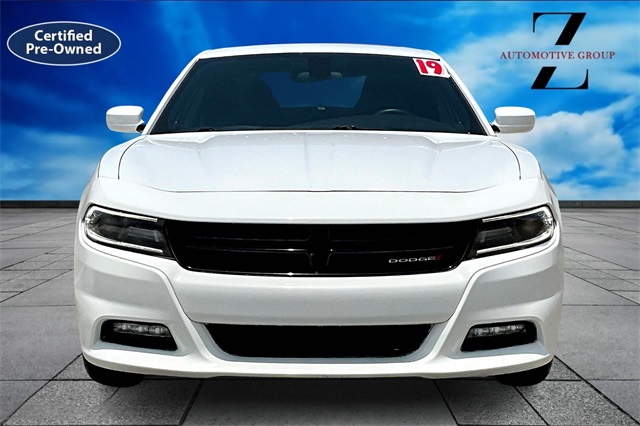 Vehicle image 2 of 35