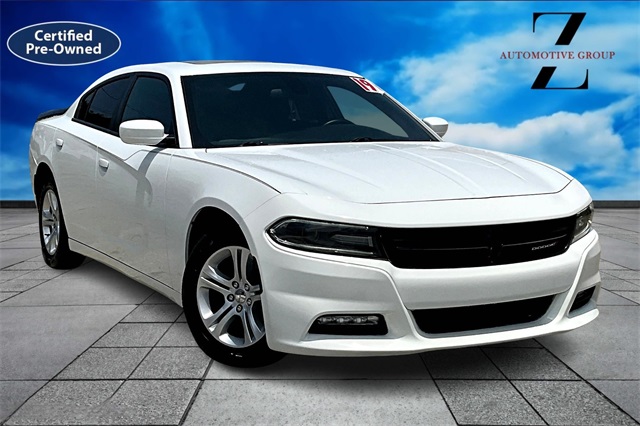 Vehicle image 3 of 35