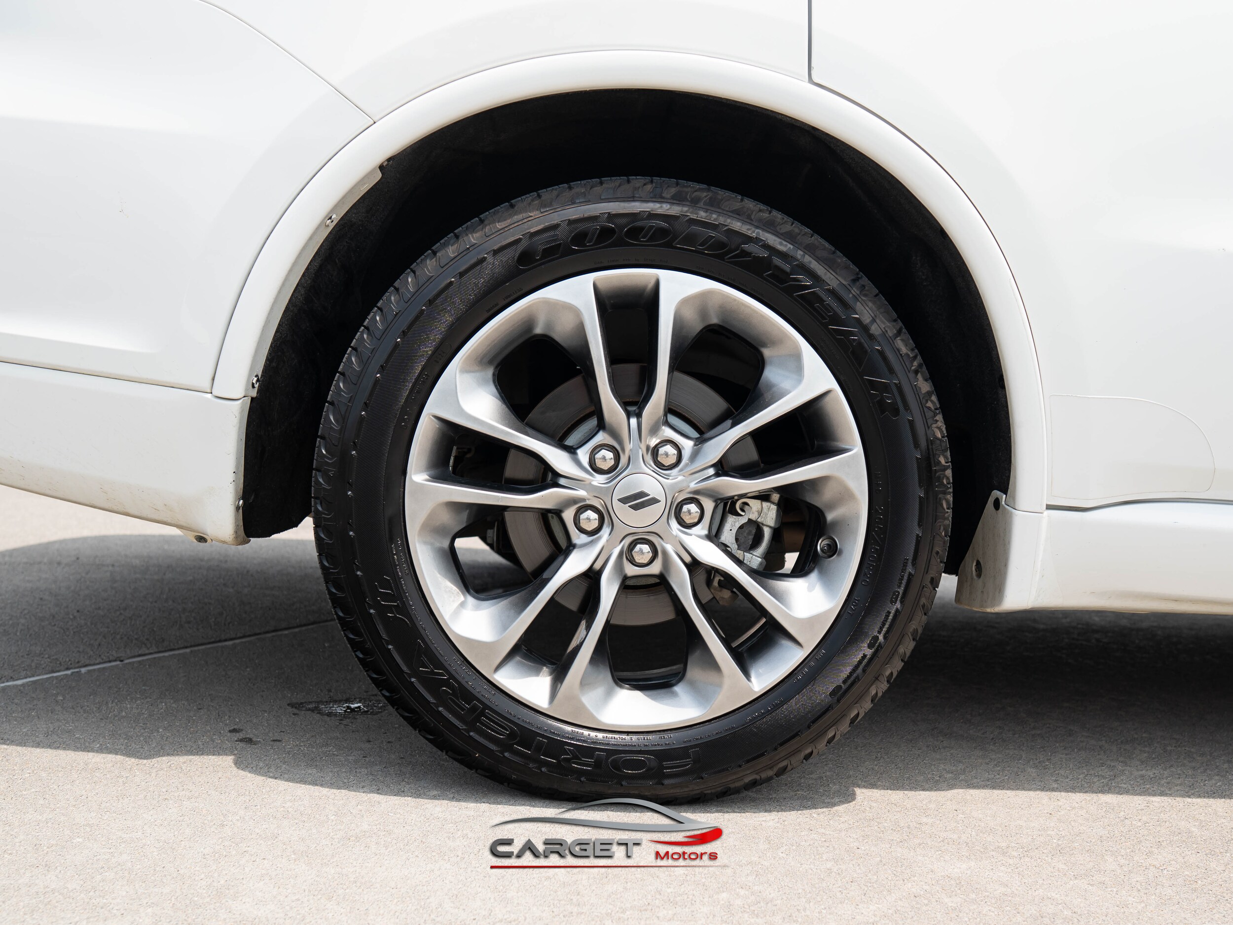 Vehicle image 11 of 63