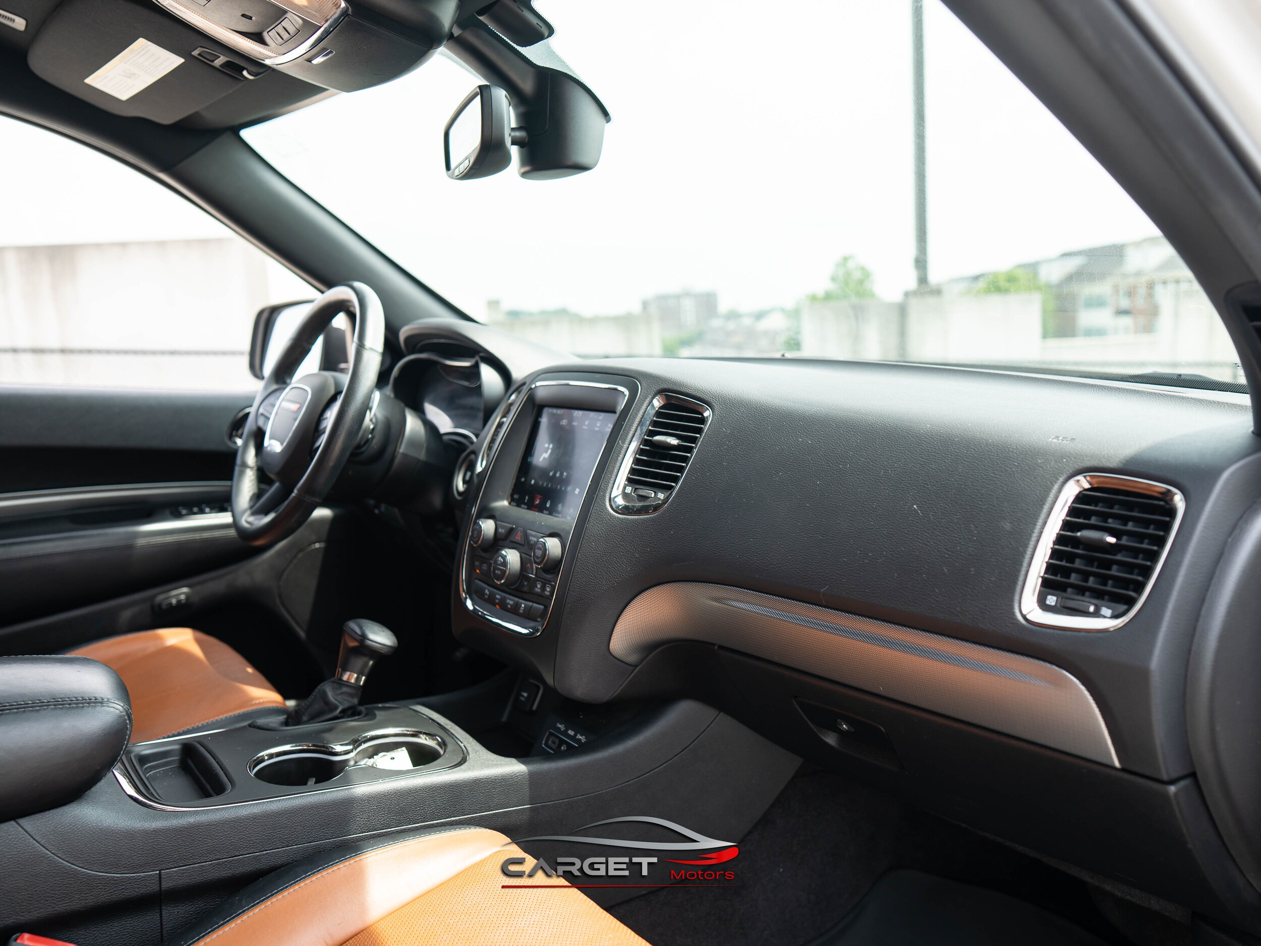 Vehicle image 15 of 63