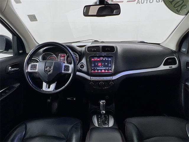 Vehicle image 19 of 42