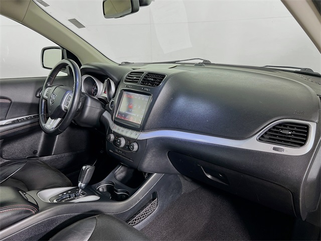 Vehicle image 20 of 42