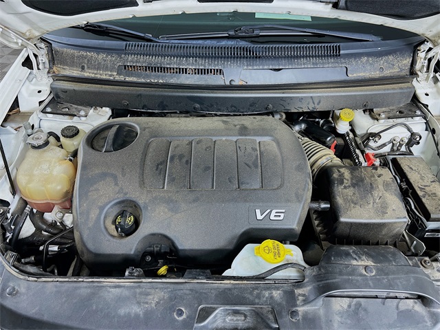 Vehicle image 9 of 42