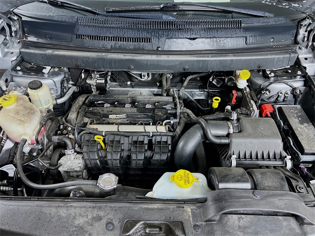 Vehicle image 25 of 35