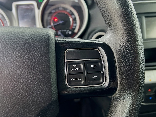 Vehicle image 29 of 35