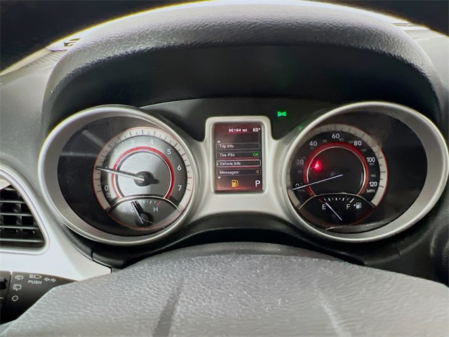 Vehicle image 14 of 35