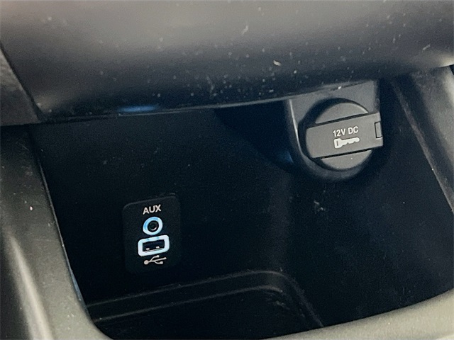 Vehicle image 19 of 35