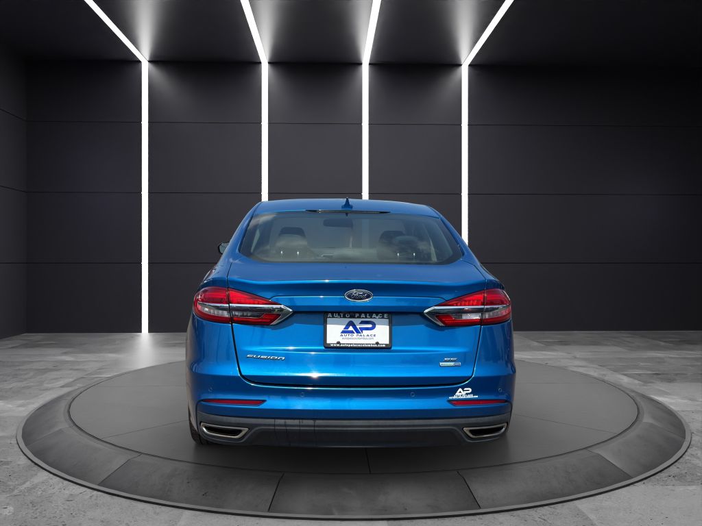 Vehicle image 6 of 29